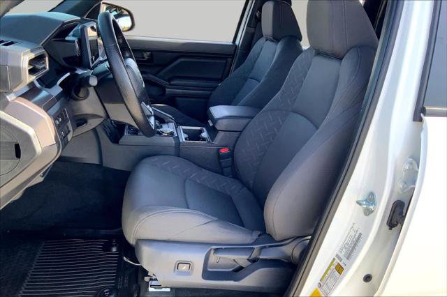 Certified 2026 Toyota Tacoma SR5 AWD/4WD image 8