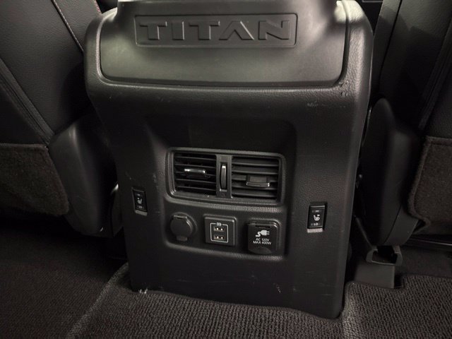 Used 2024 Nissan Titan PRO-4X w/ Pro-4x Convenience Package AWD/4WD image 18