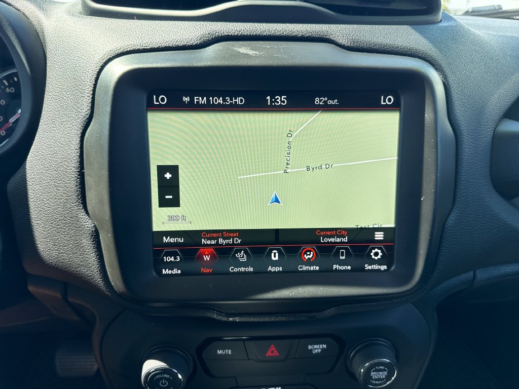 Used 2018 Jeep Renegade Limited w/ UConnect 8.4 Nav Group AWD/4WD image 20