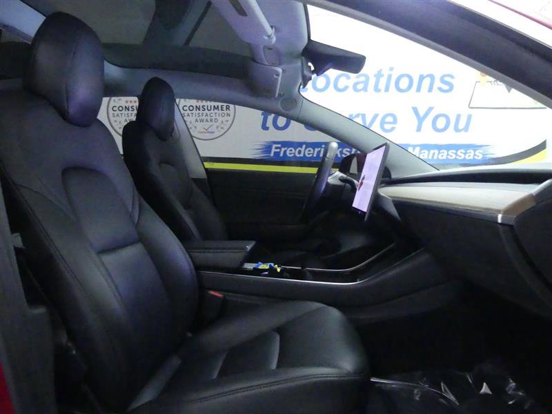 Used 2019 Tesla Model 3 Standard Range Plus image 6