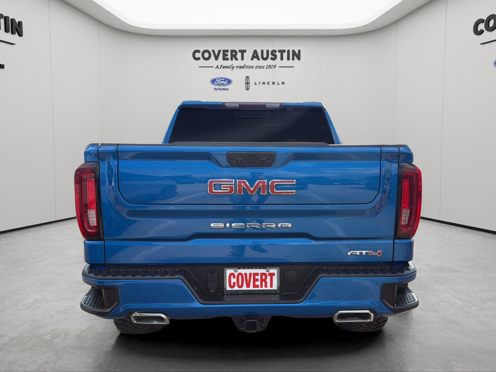 Used 2022 GMC Sierra 1500 AT4 w/ AT4 Preferred Package AWD/4WD image 4