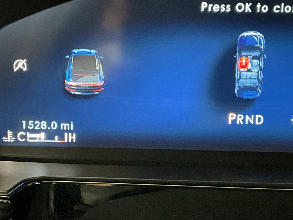 Used 2025 Lincoln Corsair FWD w/ Equipment Group 101A image 17