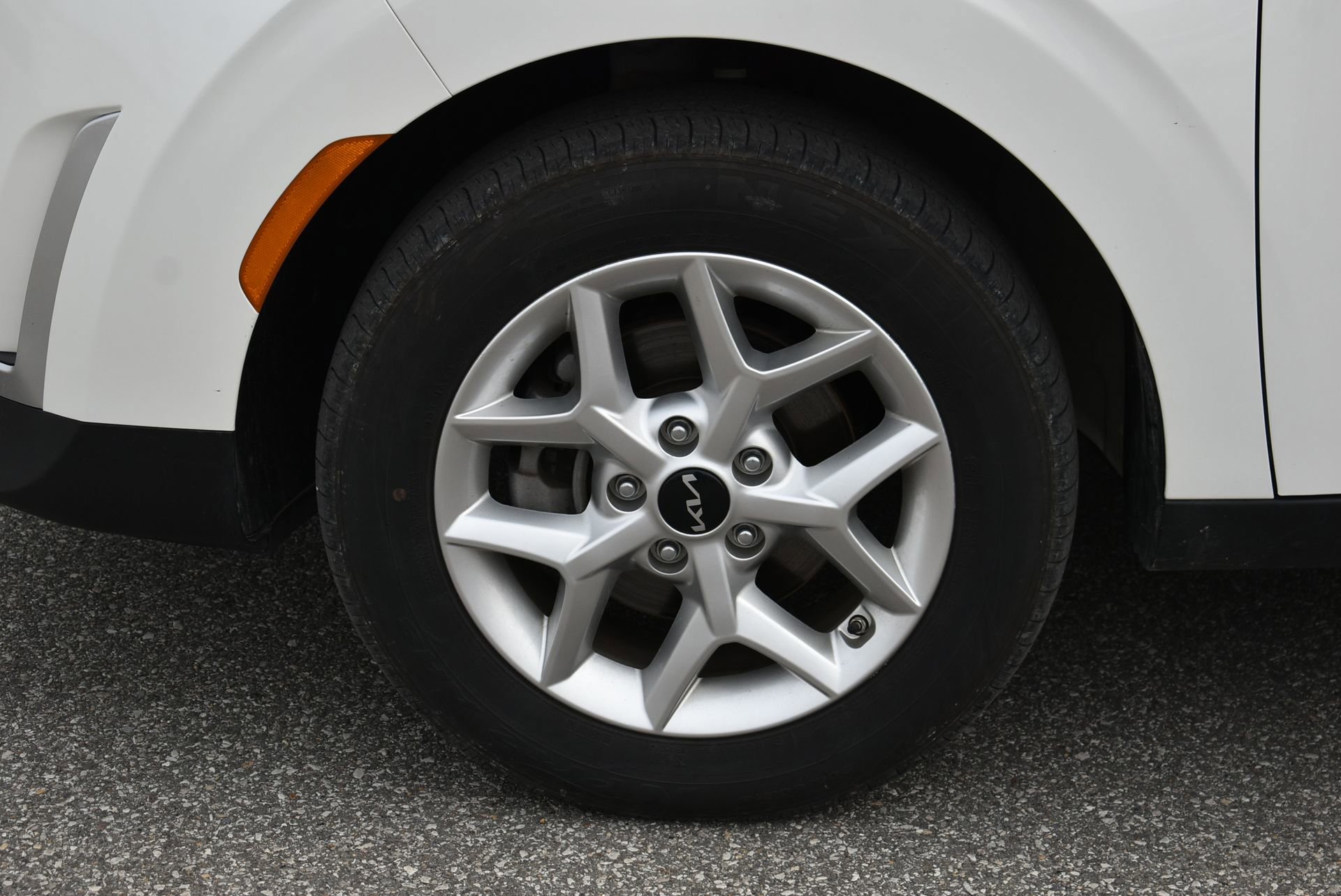 Used 2024 Kia Soul LX w/ Option Group 015 image 11