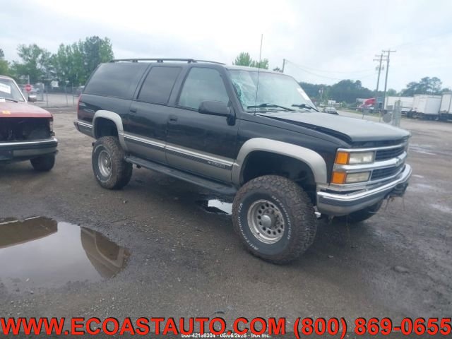 Used 1999 Chevrolet Suburban 2500 w/ Preferred Equipment Group 3