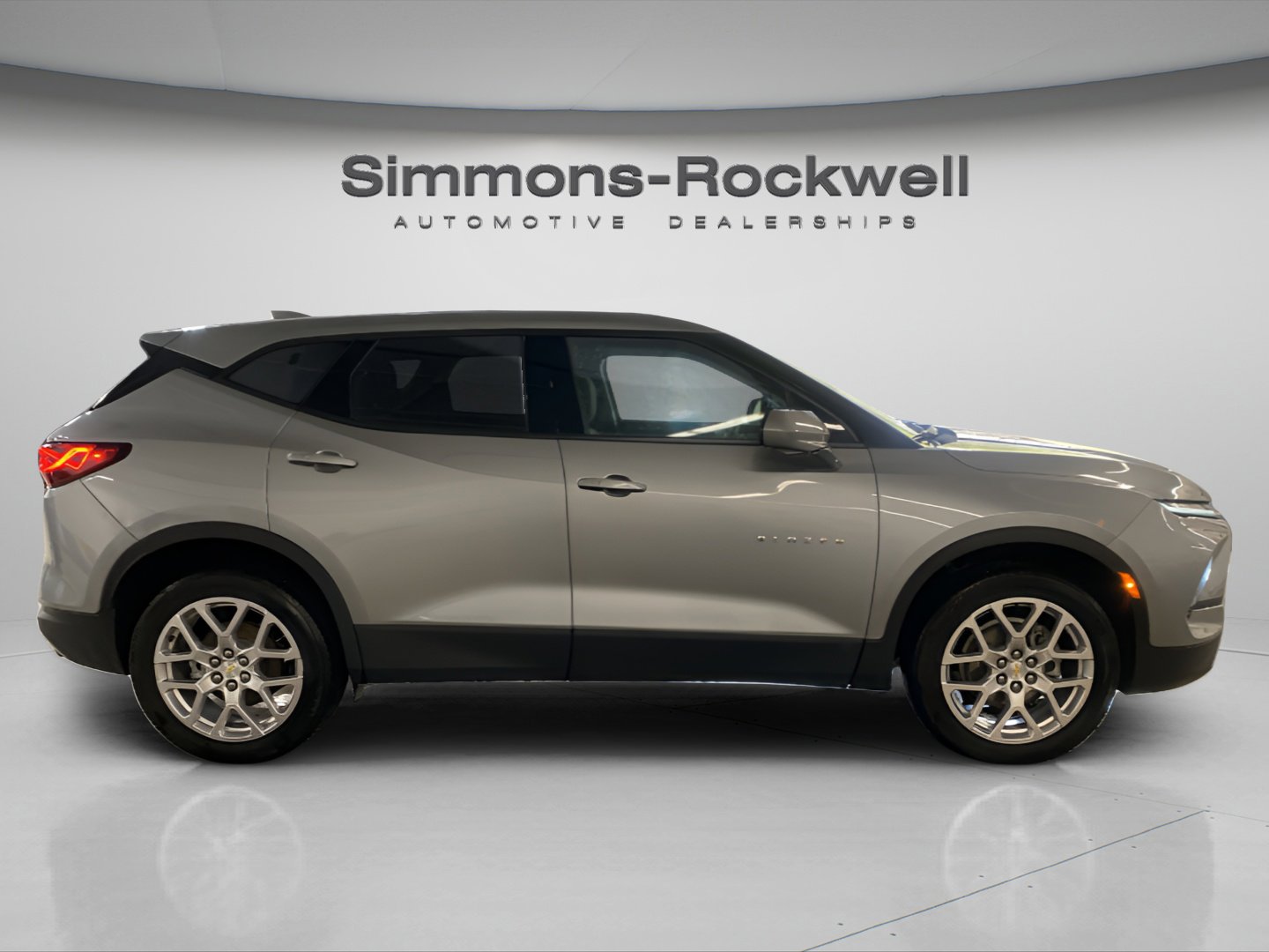 Used 2023 Chevrolet Blazer LT w/ Driver Confidence Package AWD/4WD image 5