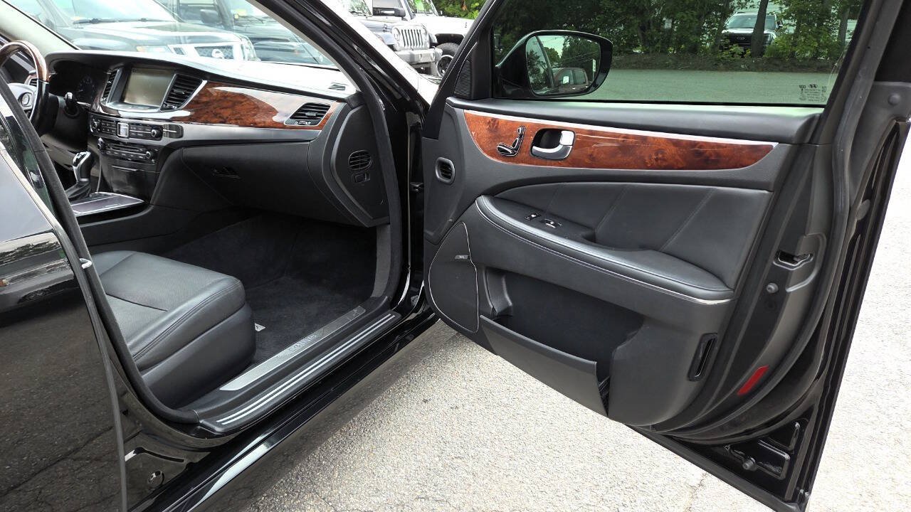 Used 2015 Hyundai Equus Signature RWD image 52