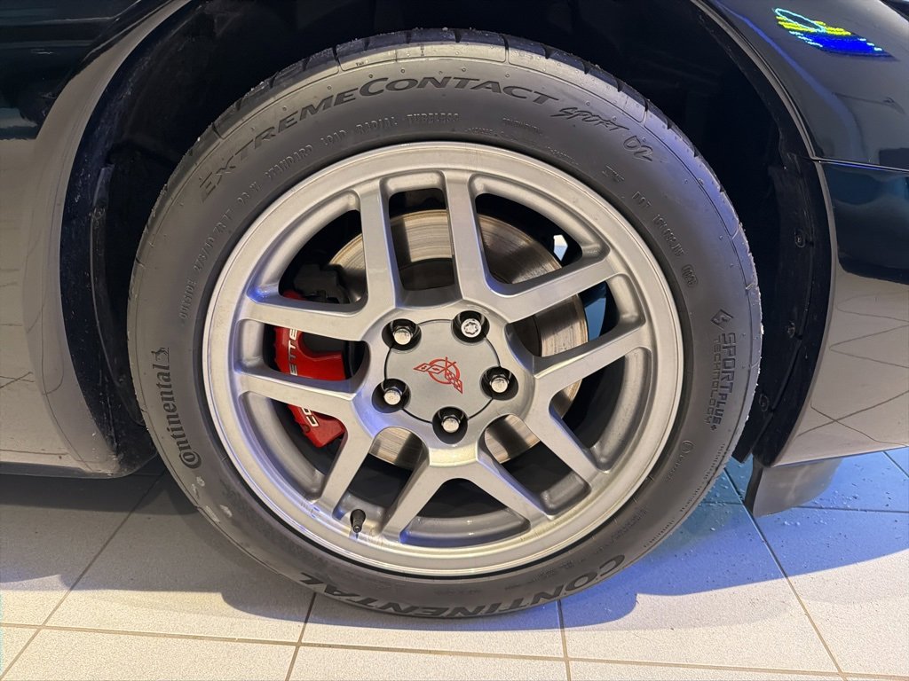 Used 2004 Chevrolet Corvette Z06 w/ Memory Package image 24