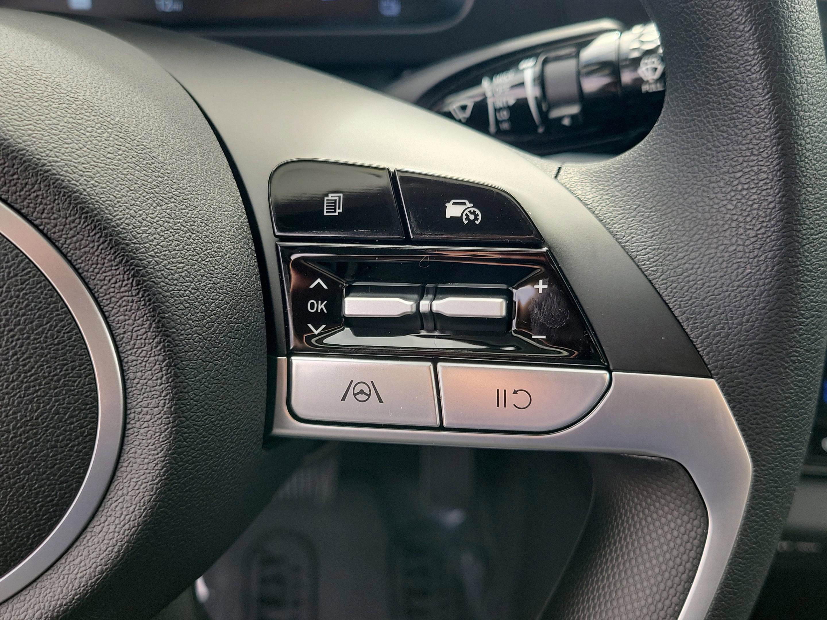 New 2026 Hyundai Elantra Blue image 23