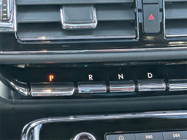 Used 2024 Lincoln Navigator L Reserve image 4