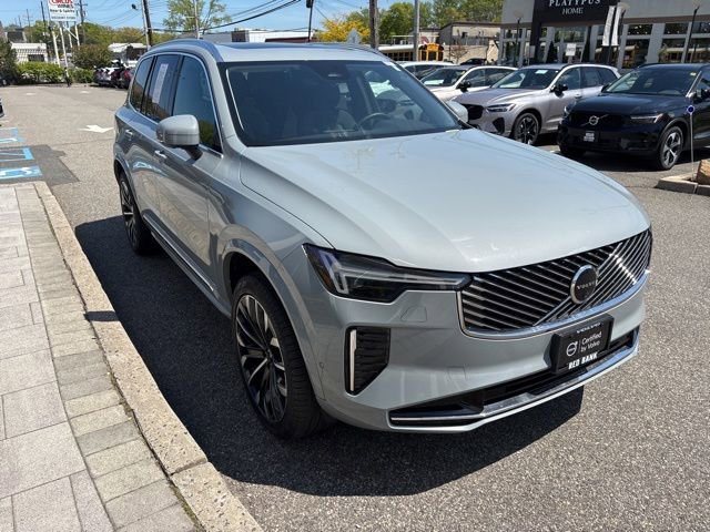 Used 2025 Volvo XC90 B6 Plus AWD/4WD image 7