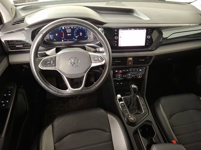 Used 2022 Volkswagen Taos SEL image 2