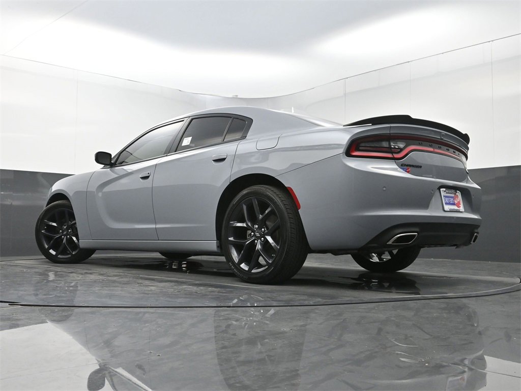 Used 2022 Dodge Charger SXT w/ Driver Convenience Group image 29