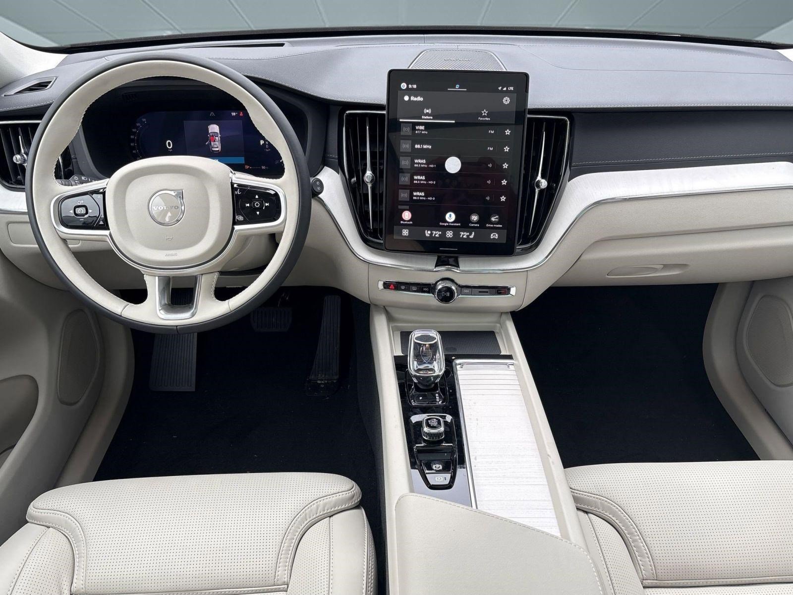 New 2026 Volvo XC60 B5 Ultra w/ Protection Package Premier image 24