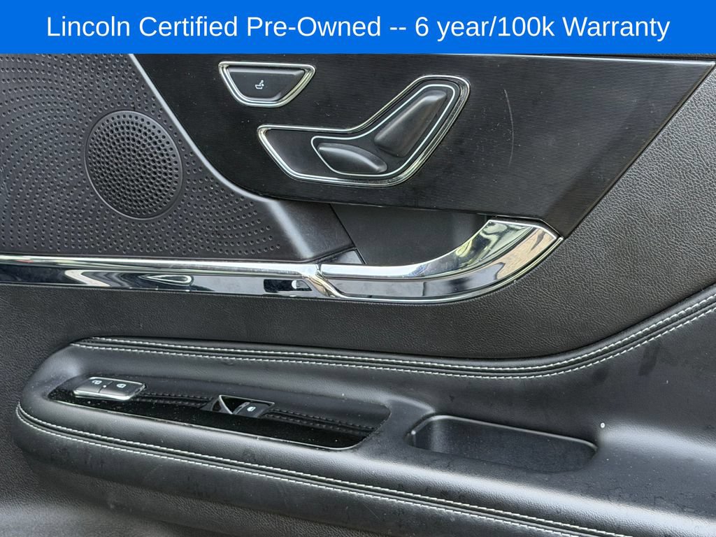 Certified 2023 Lincoln Corsair AWD w/ Rear Removable Package Tray image 17