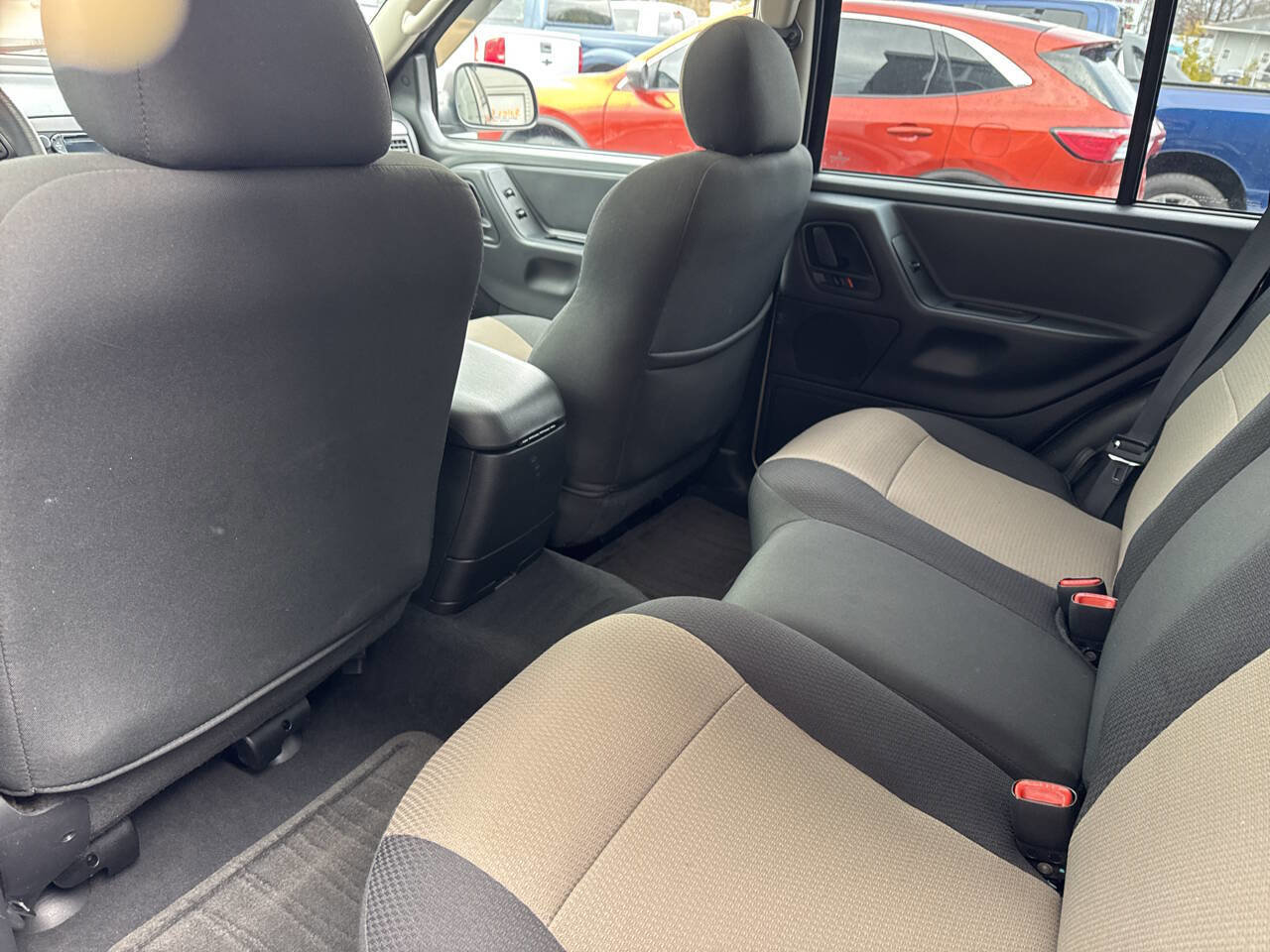 Used 2004 Jeep Grand Cherokee Laredo w/ Trailer Tow Prep Group image 18