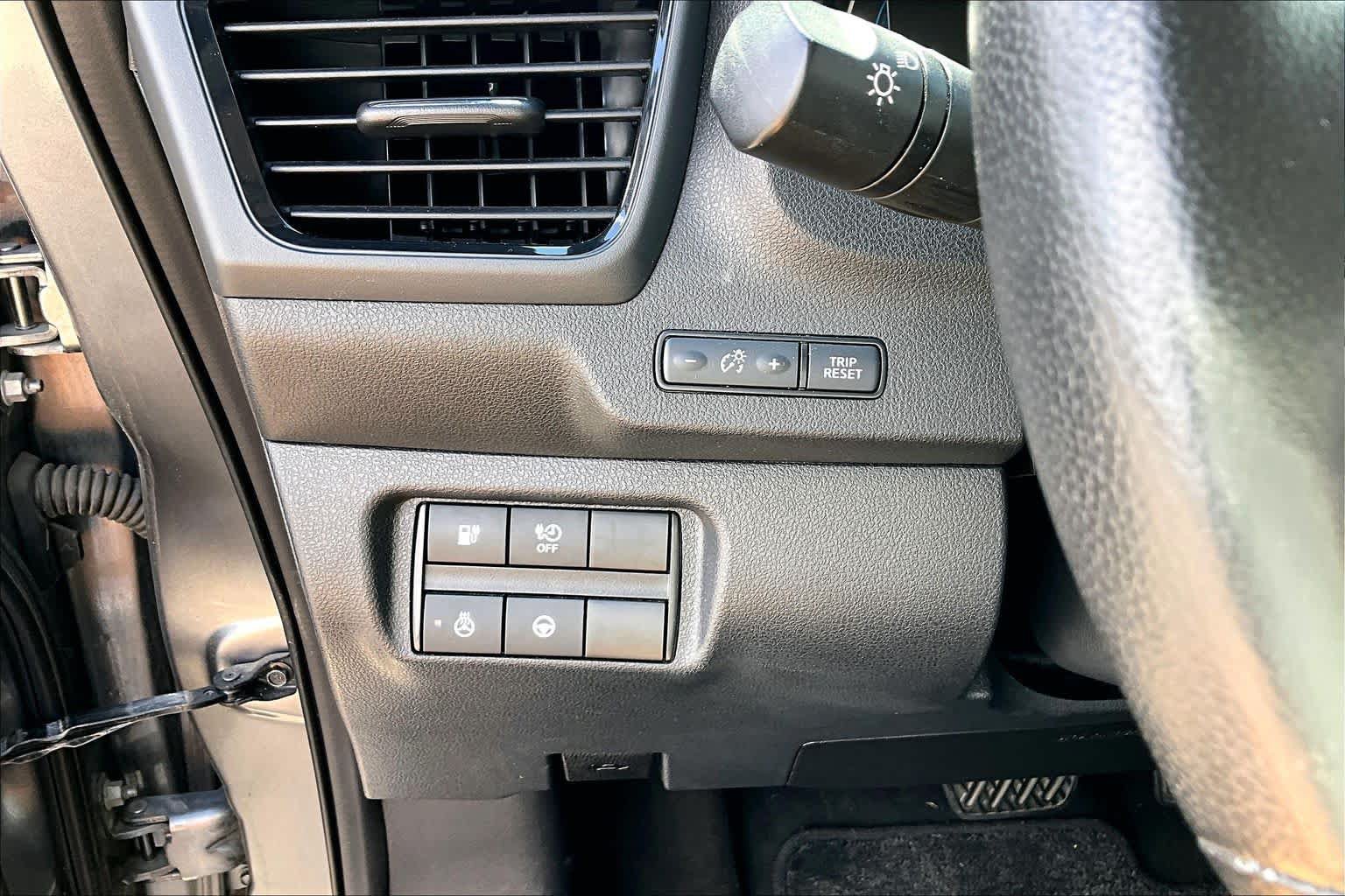 Certified 2021 Nissan Leaf SL Plus FWD image 32
