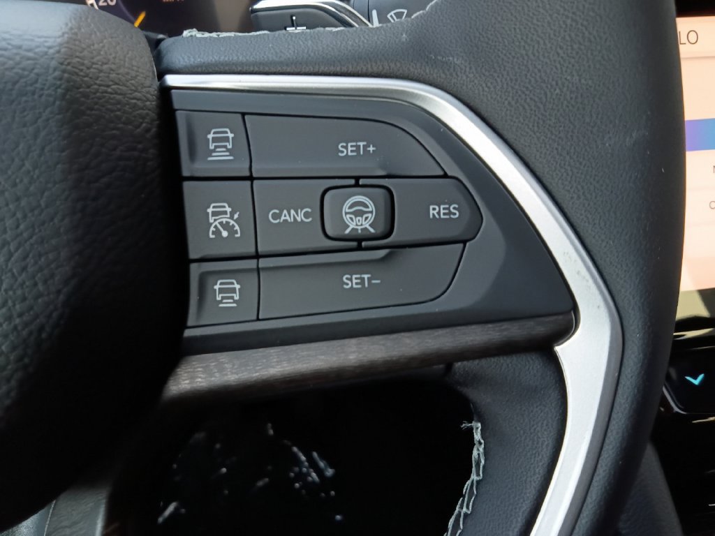 New 2027 Jeep Grand Cherokee L Limited AWD/4WD image 25