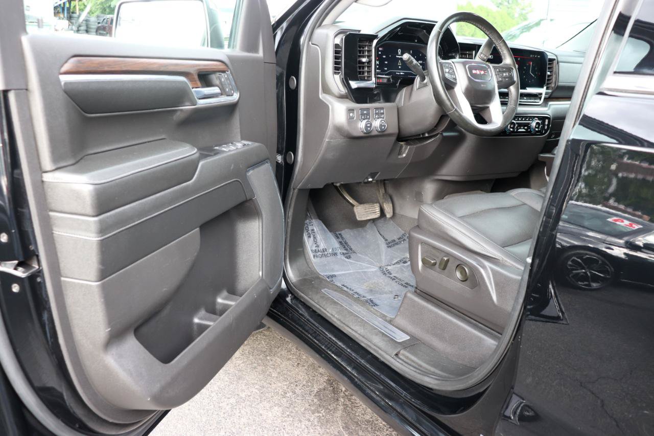 Used 2024 GMC Sierra 1500 SLT AWD/4WD image 10