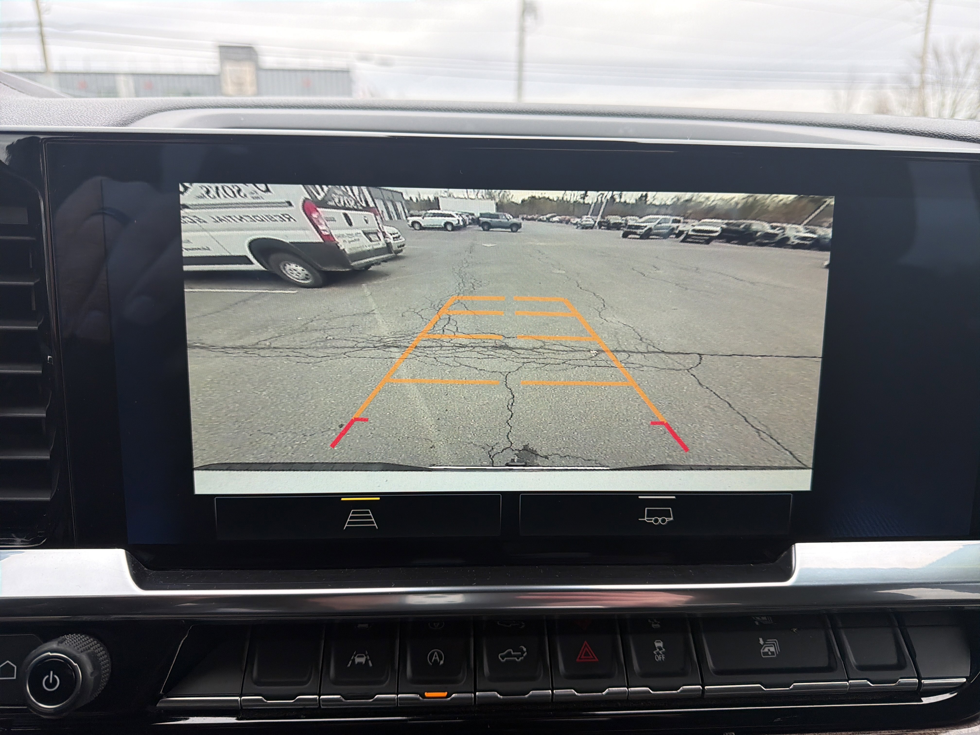 Used 2025 Chevrolet Silverado 1500 LT image 26