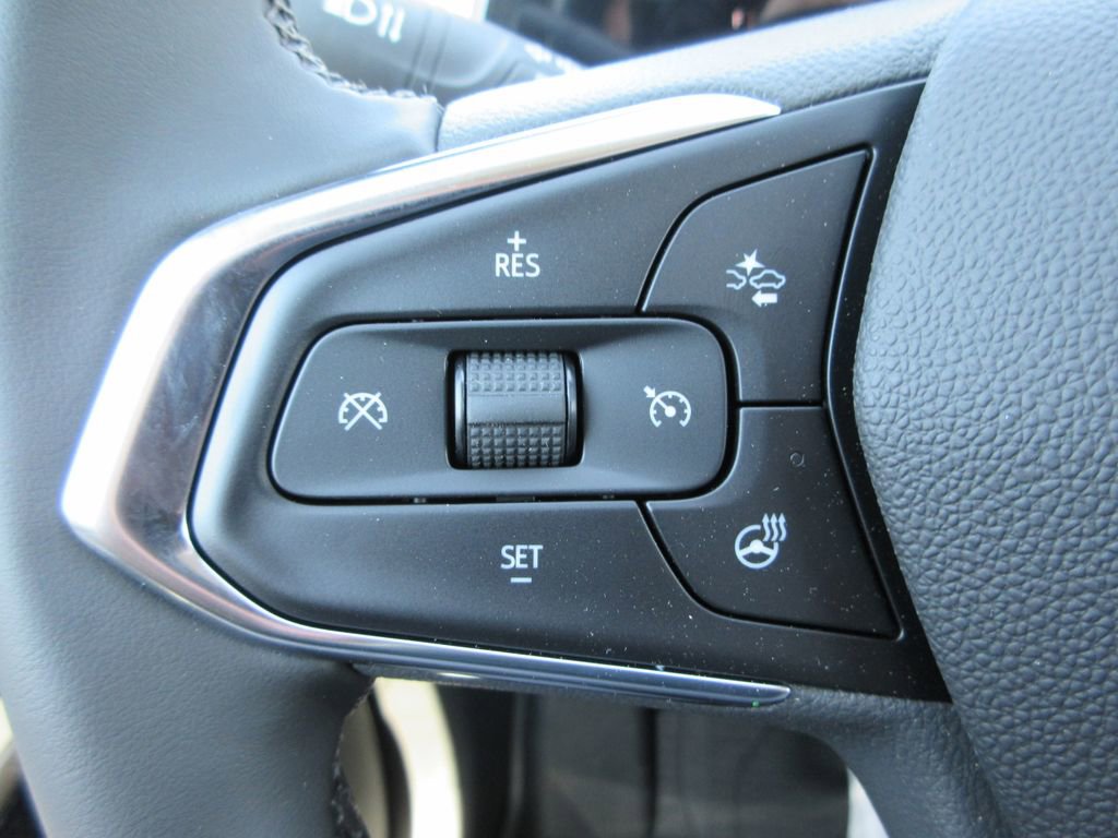New 2026 Chevrolet Trax LT w/ Driver Confidence Package FWD image 24