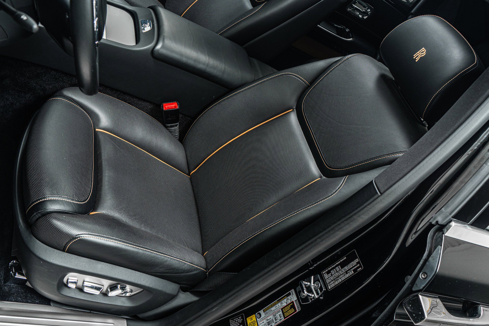 Used 2017 Rolls-Royce Ghost Extended Wheelbase image 25