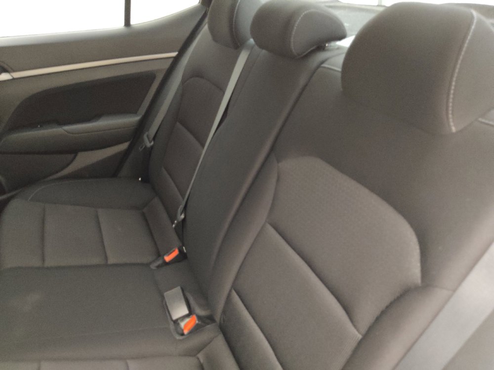 Used 2018 Hyundai Elantra SEL FWD image 18