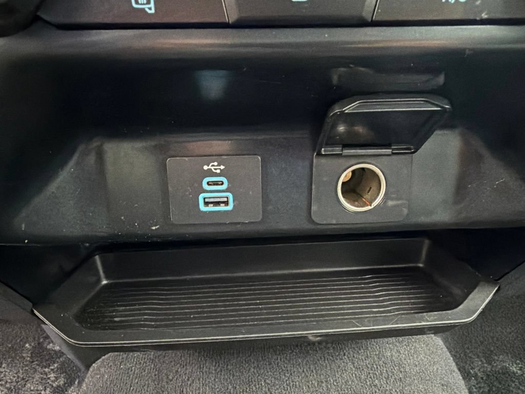 Used 2025 Ford F250 XLT AWD/4WD image 30
