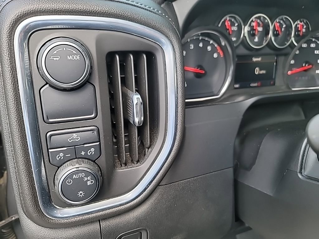 Used 2021 Chevrolet Silverado 1500 LT w/ All Star Edition Plus image 18