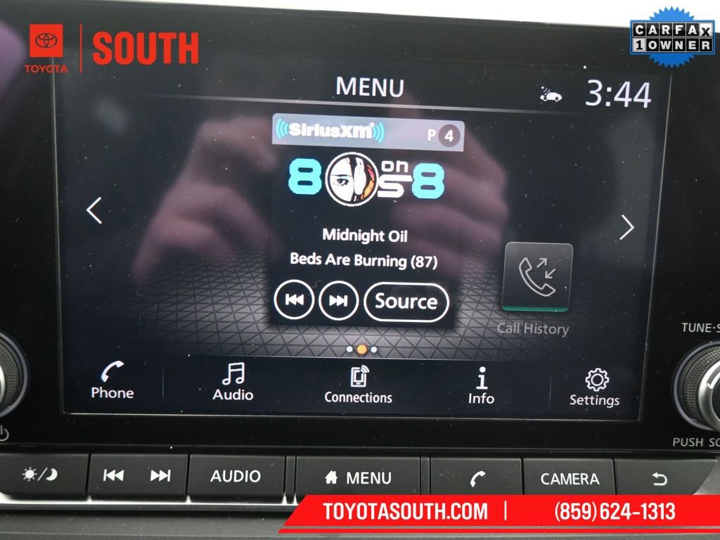 Used 2023 Nissan Rogue SV image 12