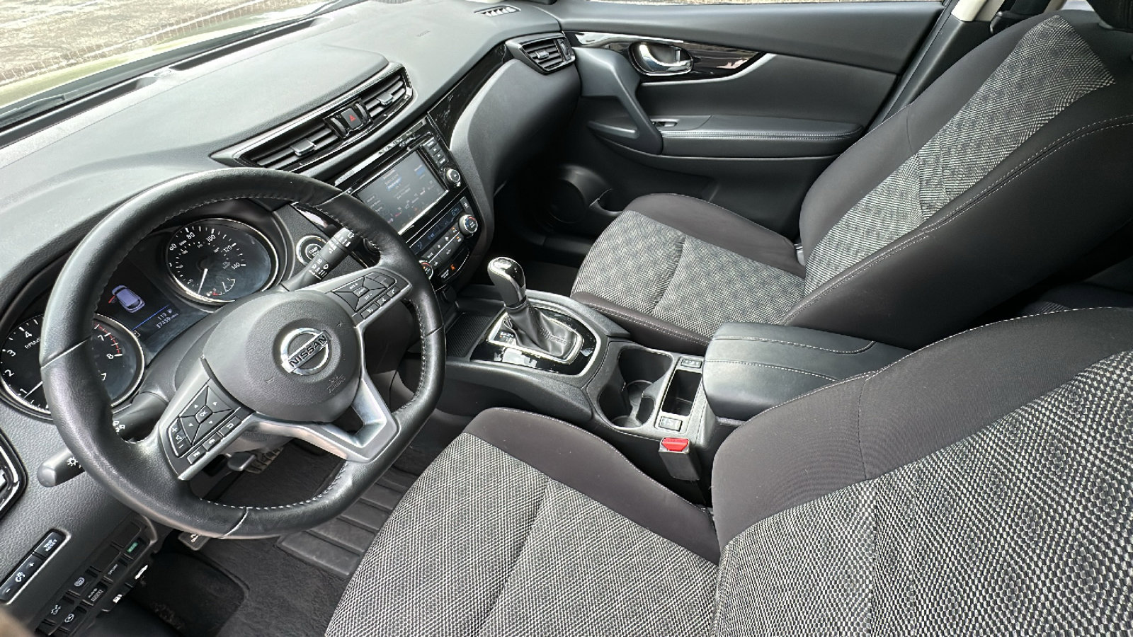 Certified 2021 Nissan Rogue Sport SV image 22