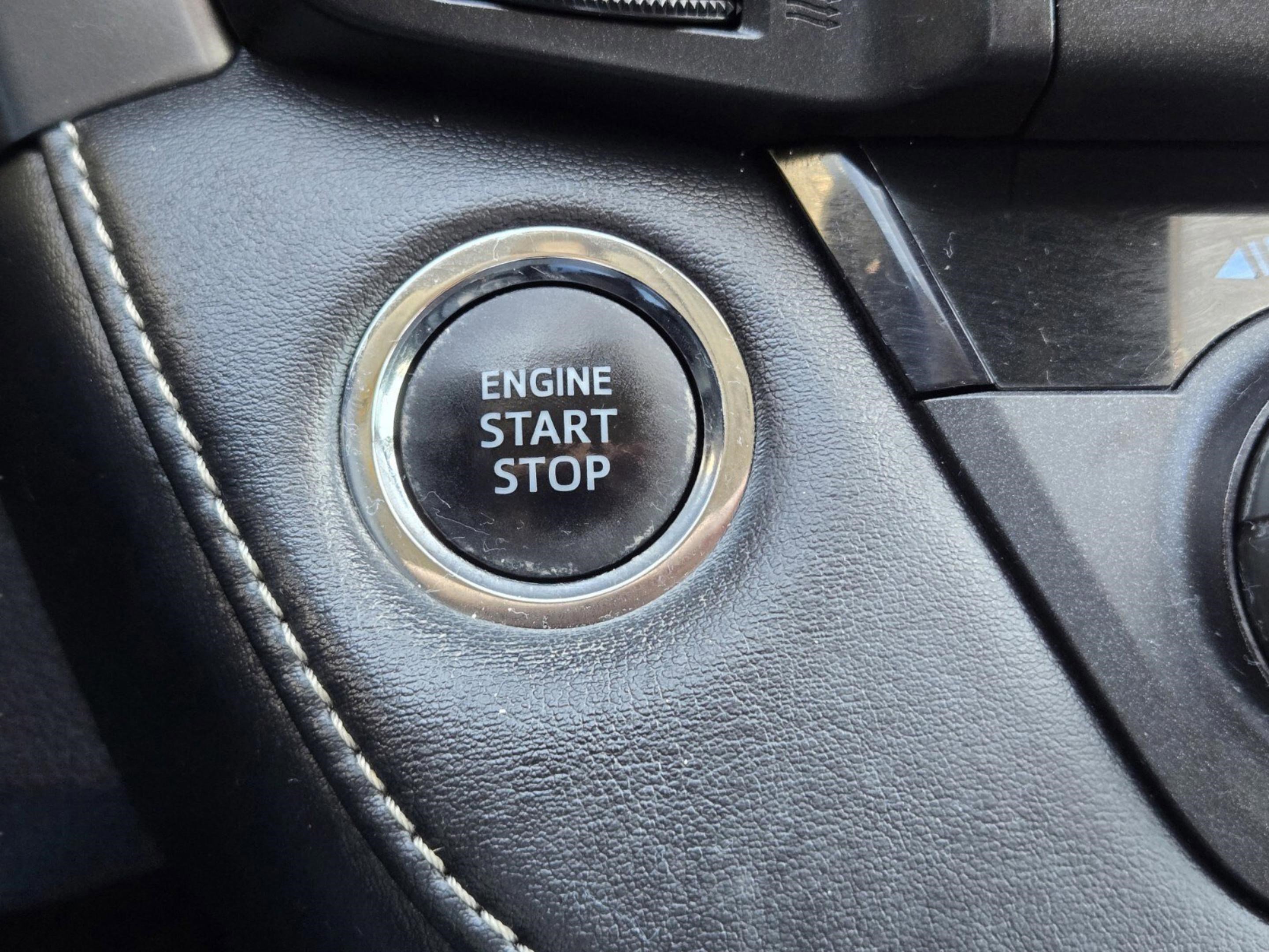 Used 2016 Toyota RAV4 Limited image 47