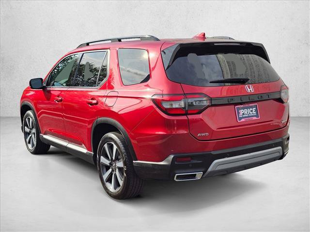 Used 2023 Honda Pilot Touring image 7