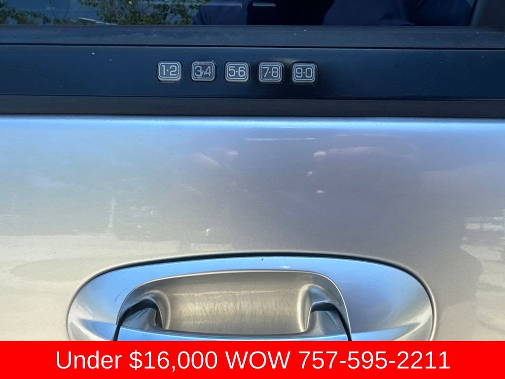 Used 2017 Ford Expedition XLT AWD/4WD image 11