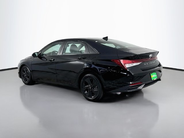Used 2021 Hyundai Elantra SEL w/ Convenience Package FWD image 7