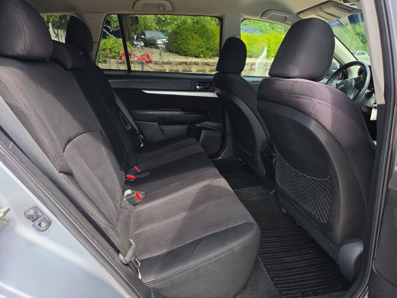 Used 2014 Subaru Outback 2.5i Premium AWD/4WD image 24