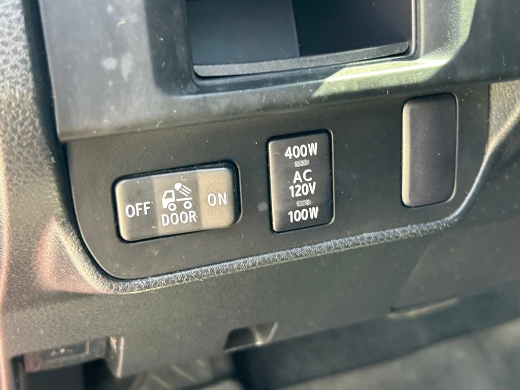 Used 2016 Toyota Tacoma TRD Sport w/ Towing Package AWD/4WD image 25