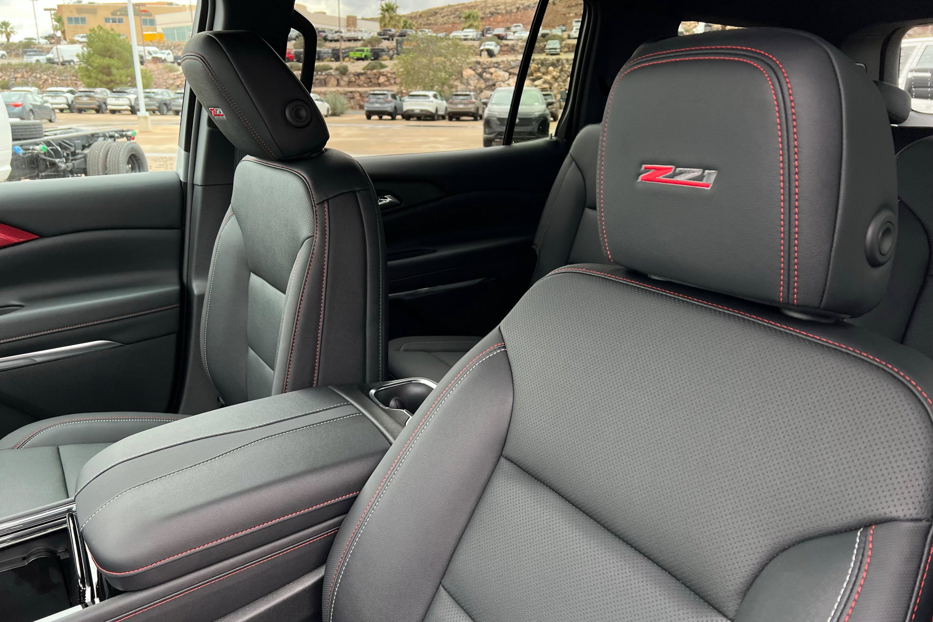 New 2026 Chevrolet Traverse Z71 image 17