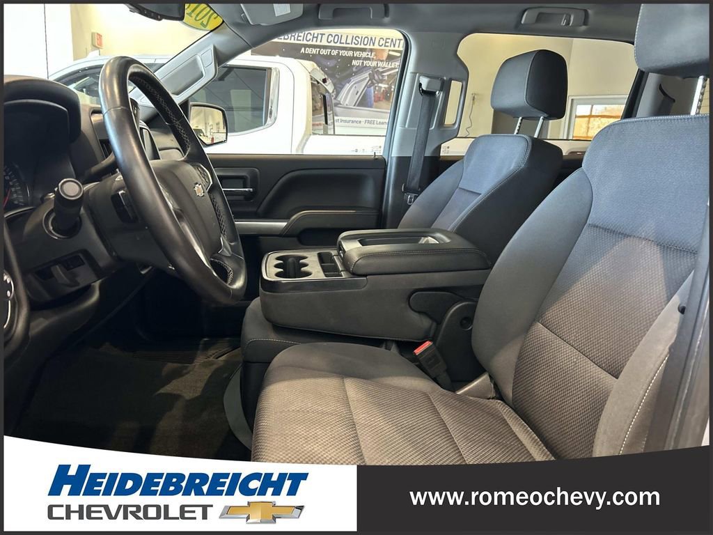 Used 2018 Chevrolet Silverado 1500 LT w/ Trailering Package AWD/4WD image 13