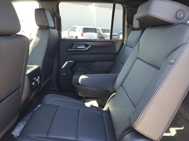 New 2026 GMC Yukon XL Denali w/ Sun & Power Step Package AWD/4WD image 11