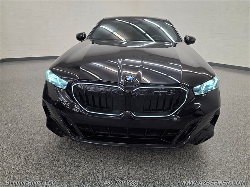 Used 2026 BMW 530i w/ M Sport Package RWD image 38