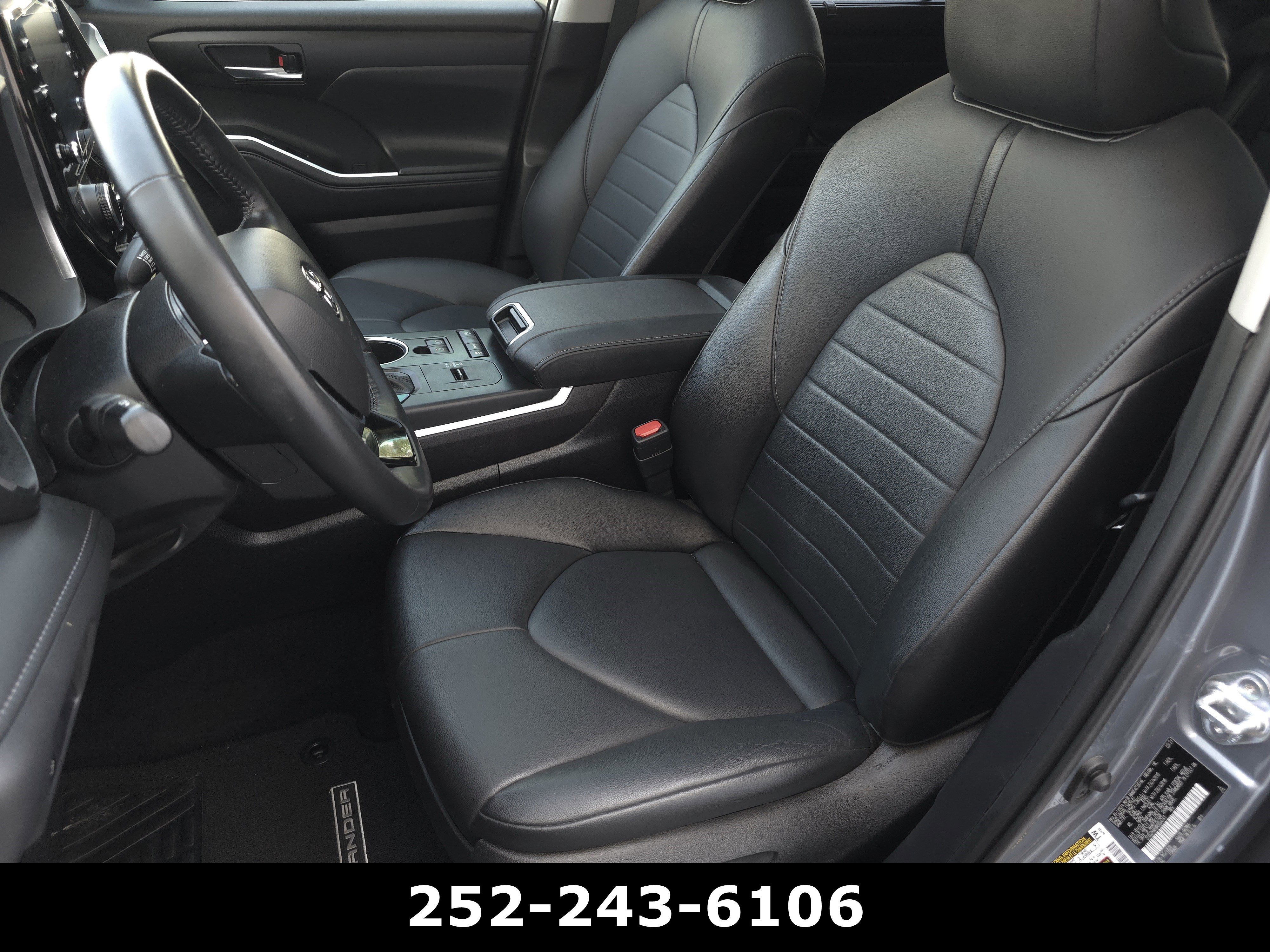 Used 2021 Toyota Highlander XLE image 10