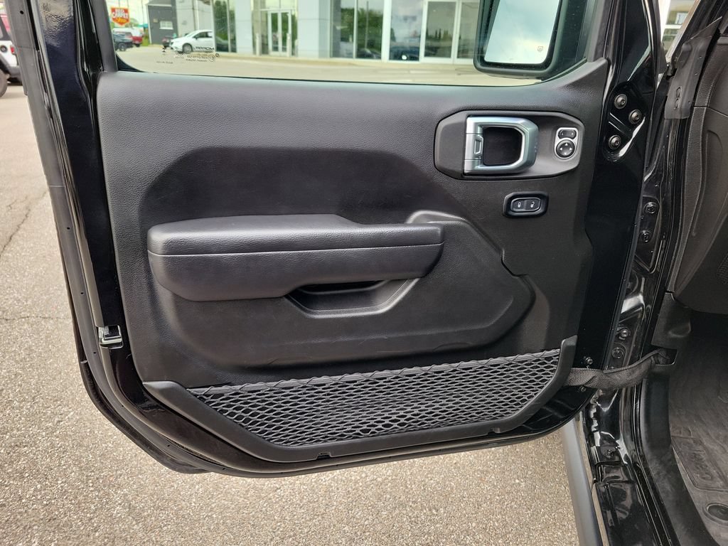 Used 2025 Jeep Wrangler Unlimited Sport S 4xe AWD/4WD image 14