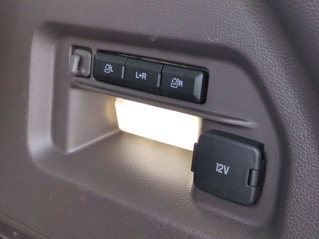 Used 2021 Ford Explorer Platinum w/ Equipment Group 601A AWD/4WD image 36