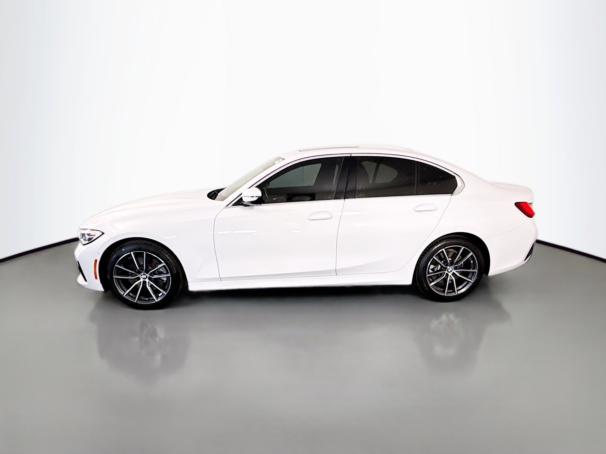 Used 2019 BMW 330i Sedan RWD image 6