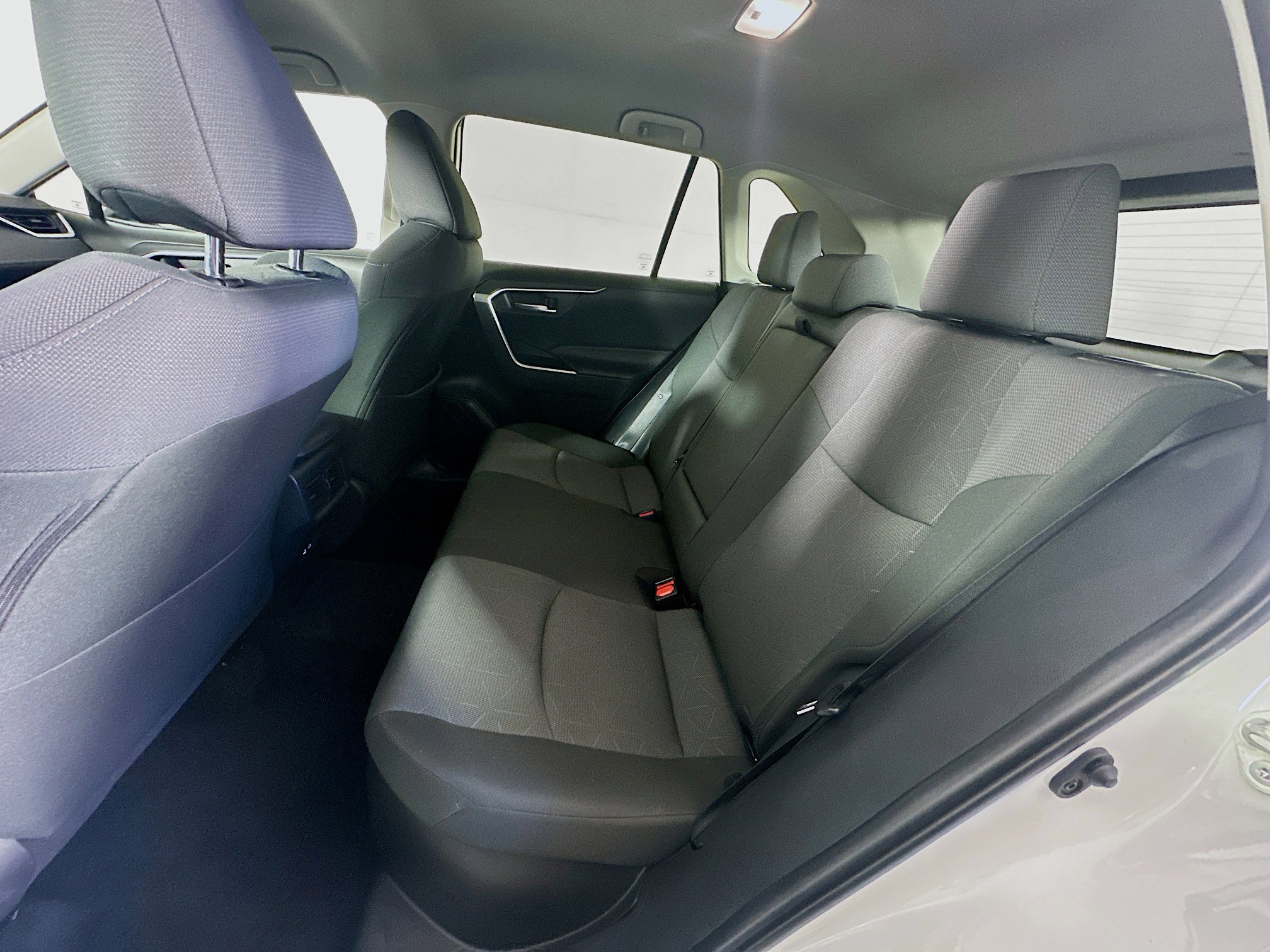 Used 2024 Toyota RAV4 XLE image 28