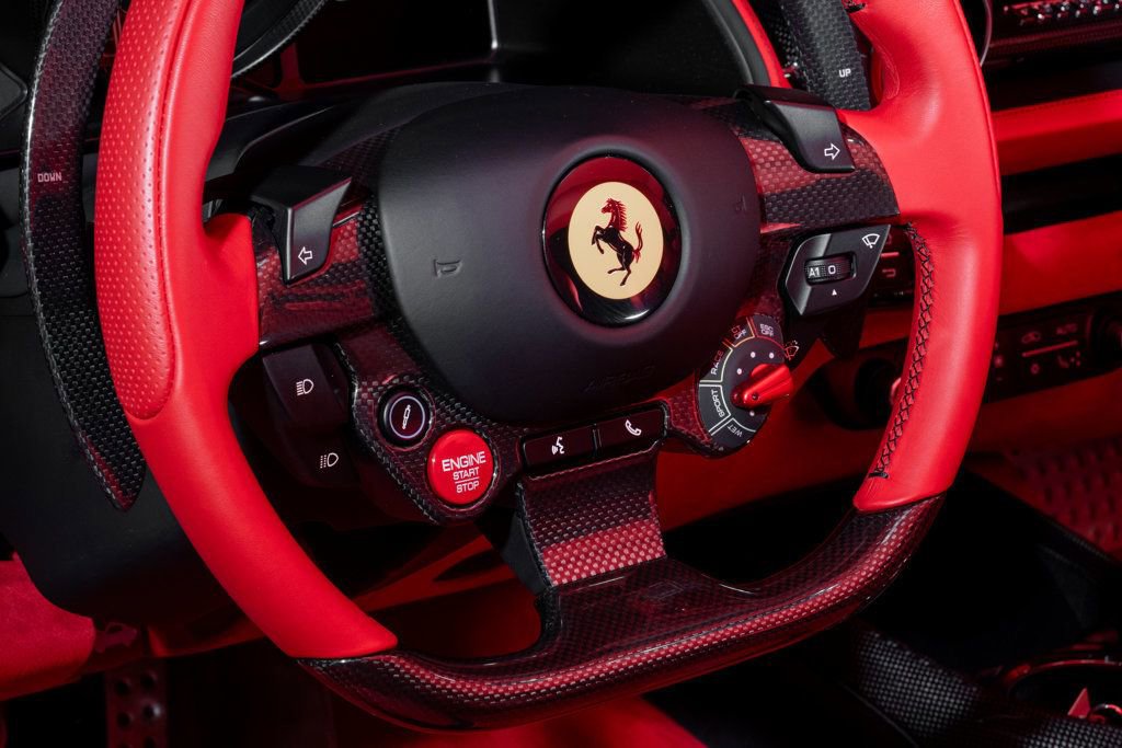 Used 2022 Ferrari 812 Competizione image 12