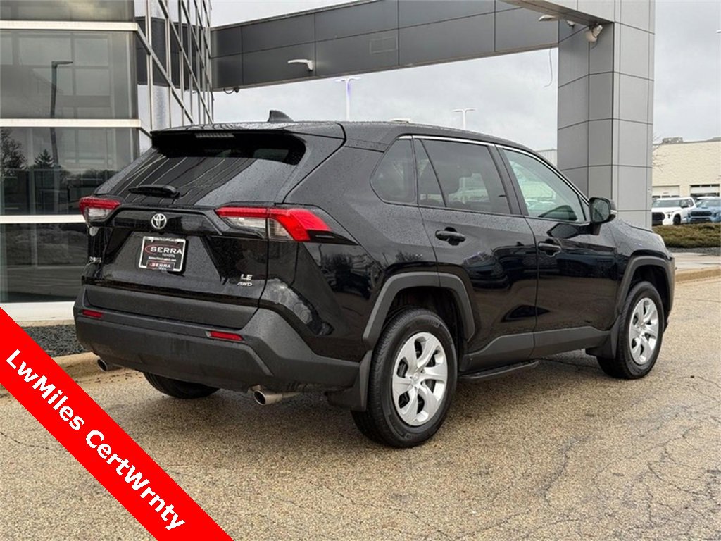 Used 2025 Toyota RAV4 LE image 3
