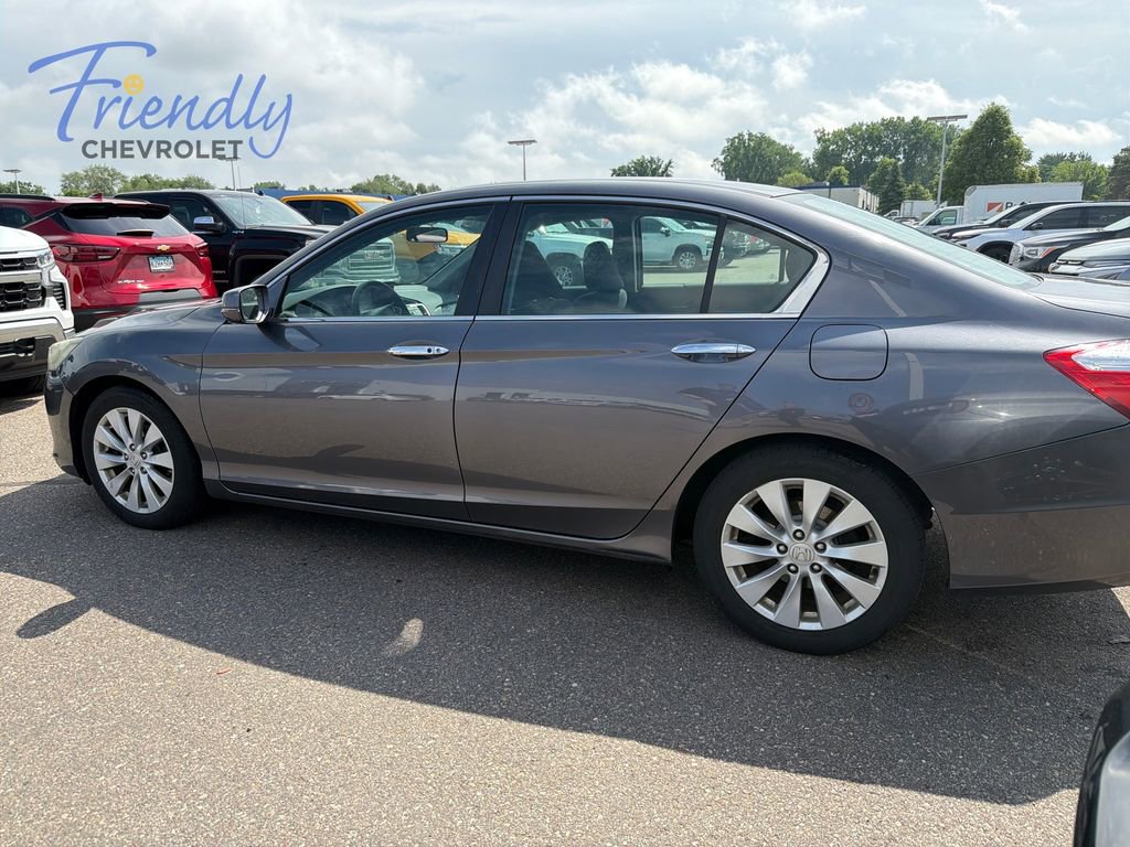 Used 2015 Honda Accord EX image 2