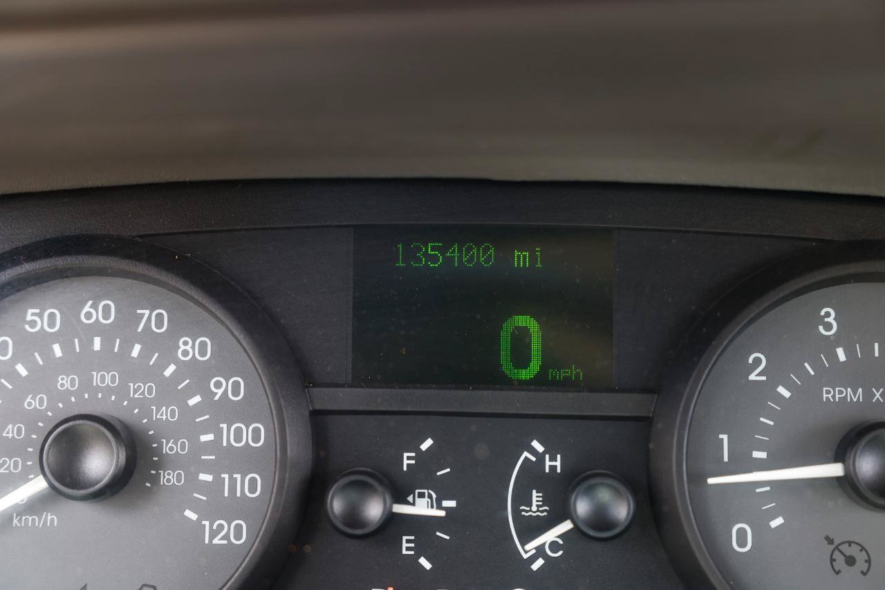 Used 2009 Mercury Grand Marquis LS RWD image 37