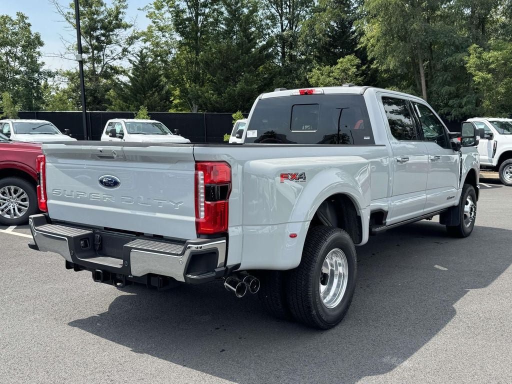 New 2026 Ford F350 Lariat w/ Lariat Ultimate Package AWD/4WD image 3